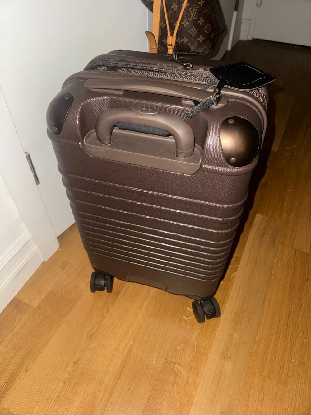 Beis The Hybrid Carry-On Roller  in Espresso